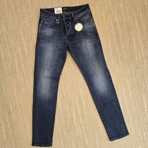 NEUW Brand New With Tags Blue Iggy Skinny Jean size 31 waist 32 length.